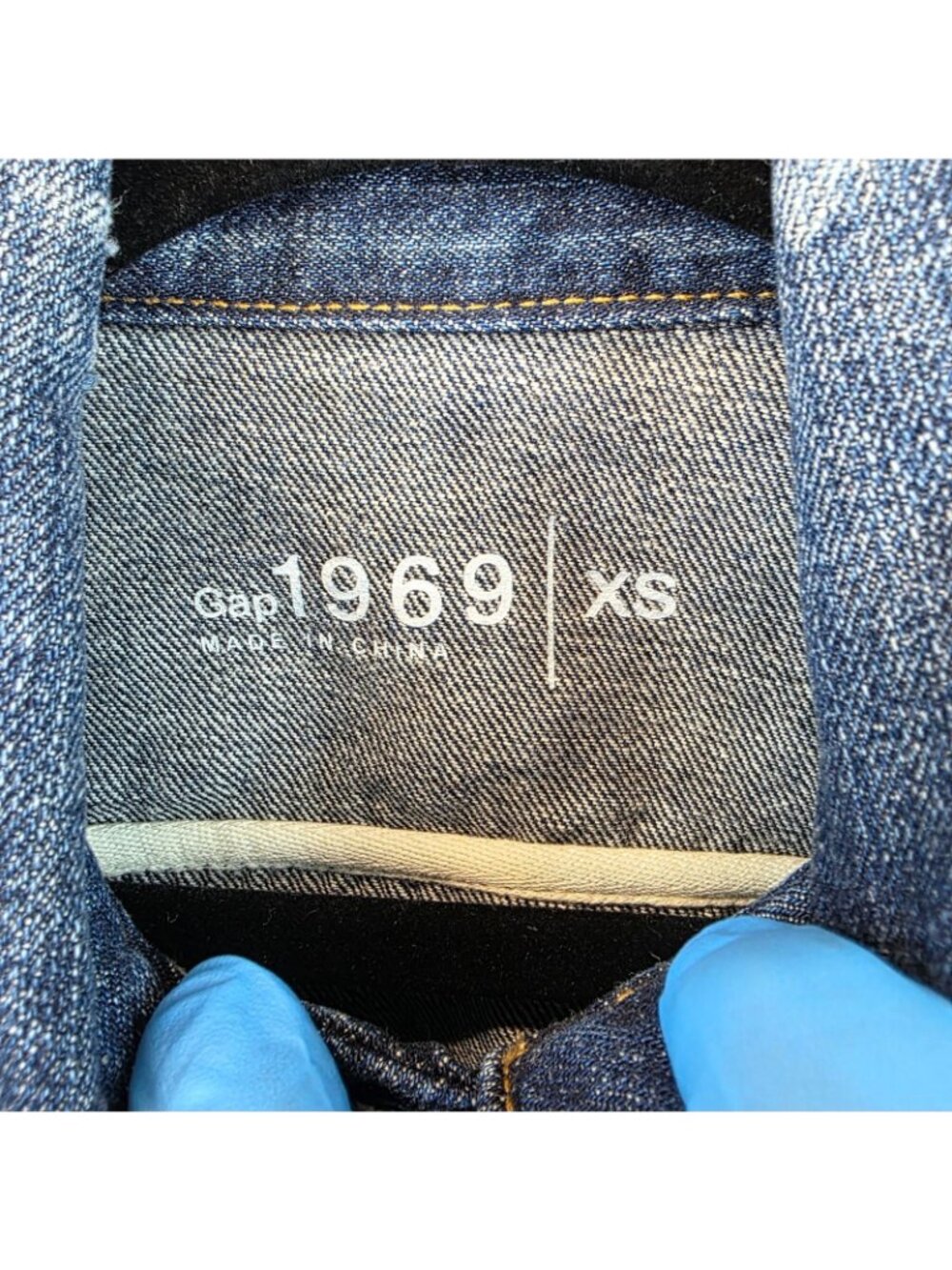 Gap 1969 Denim Jacket Womens XS Blue Button Front Collared Distressed Trucker - Picture 3 of 10